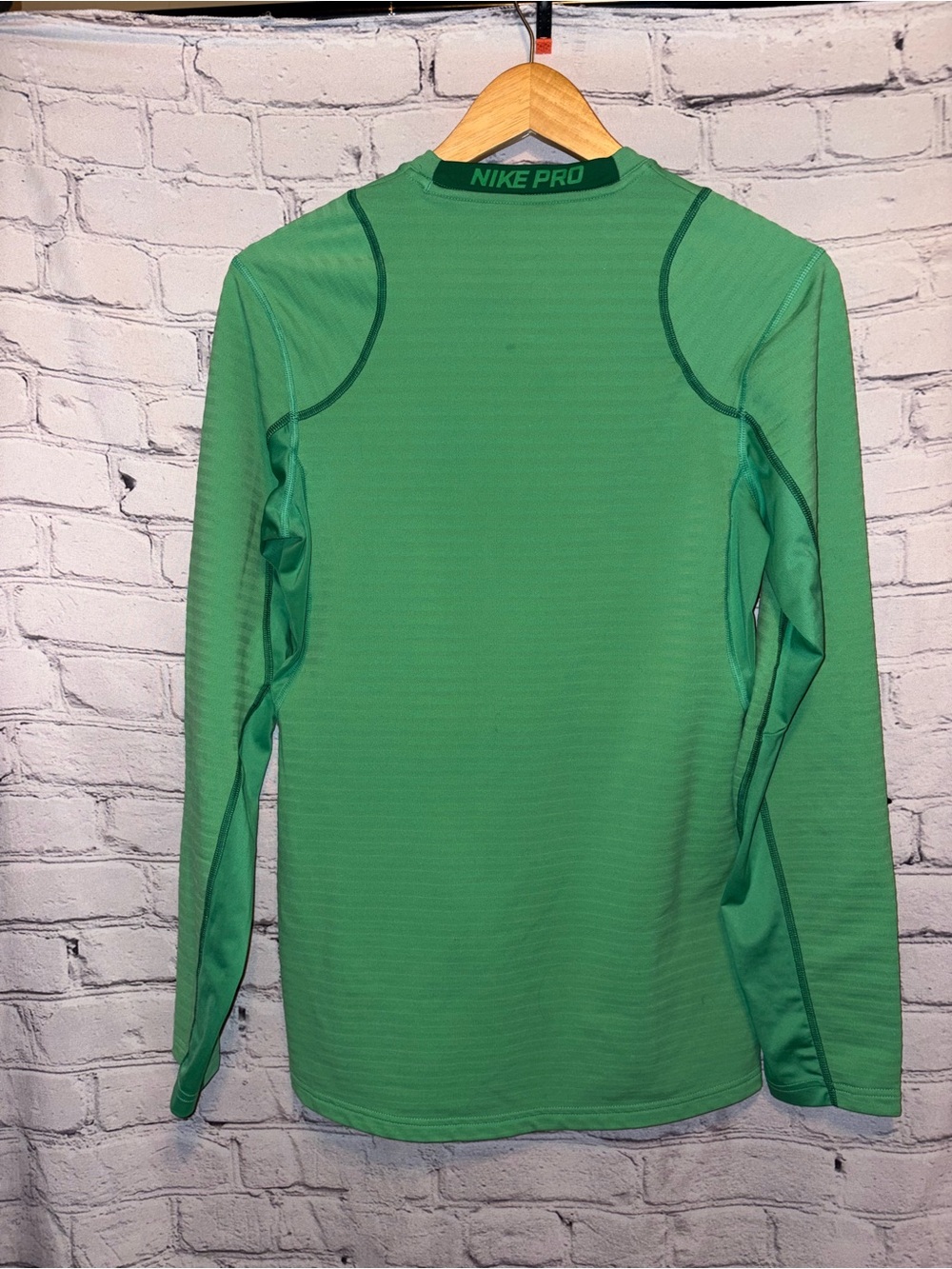 Nike Pro Comat Shirt Men’s Small Green Fitted Compression Logo Sports Active - Picture 5 of 13